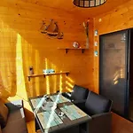 шангри ла - 2, плаж градина Kamp alanı *