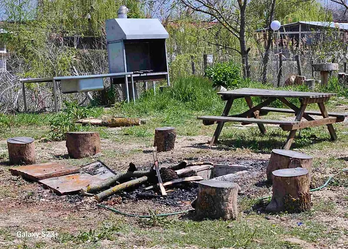 шангри ла - 2, плаж градина Campsite